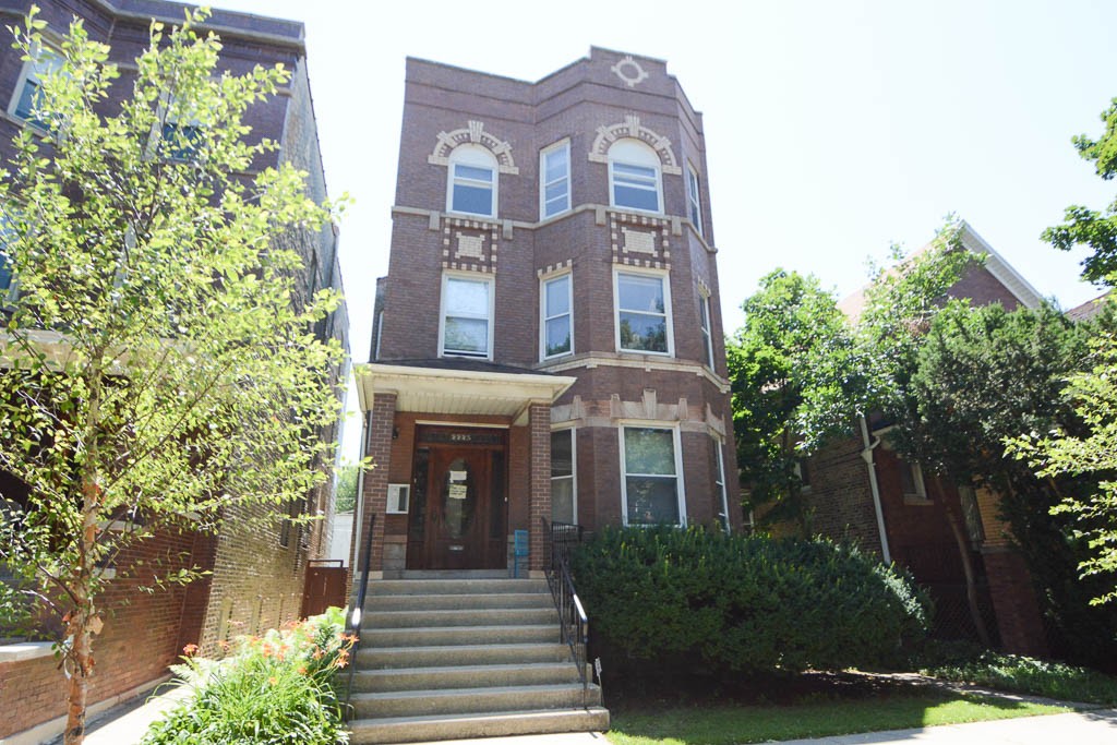 http://abodeschicago.com/photos/11946-A.jpg?timestamp=2024-12-03T02:50:05-06:00