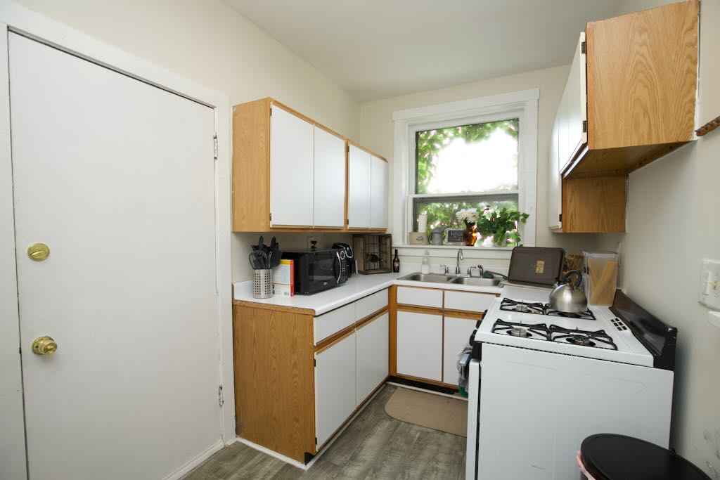 http://abodeschicago.com/photos/13825-B.jpg?timestamp=2024-12-03T02:50:05-06:00