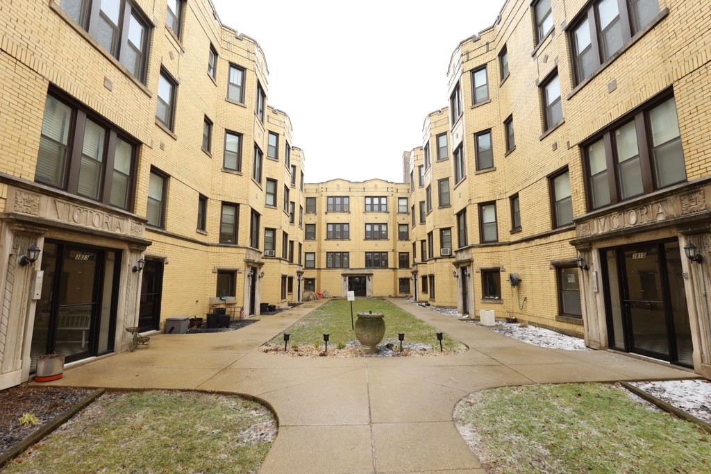 http://abodeschicago.com/photos/15837-A.jpg?timestamp=2024-12-03T02:50:05-06:00