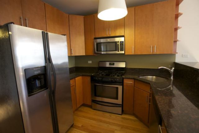 http://abodeschicago.com/photos/15894-B.jpg?timestamp=2024-12-03T02:50:05-06:00
