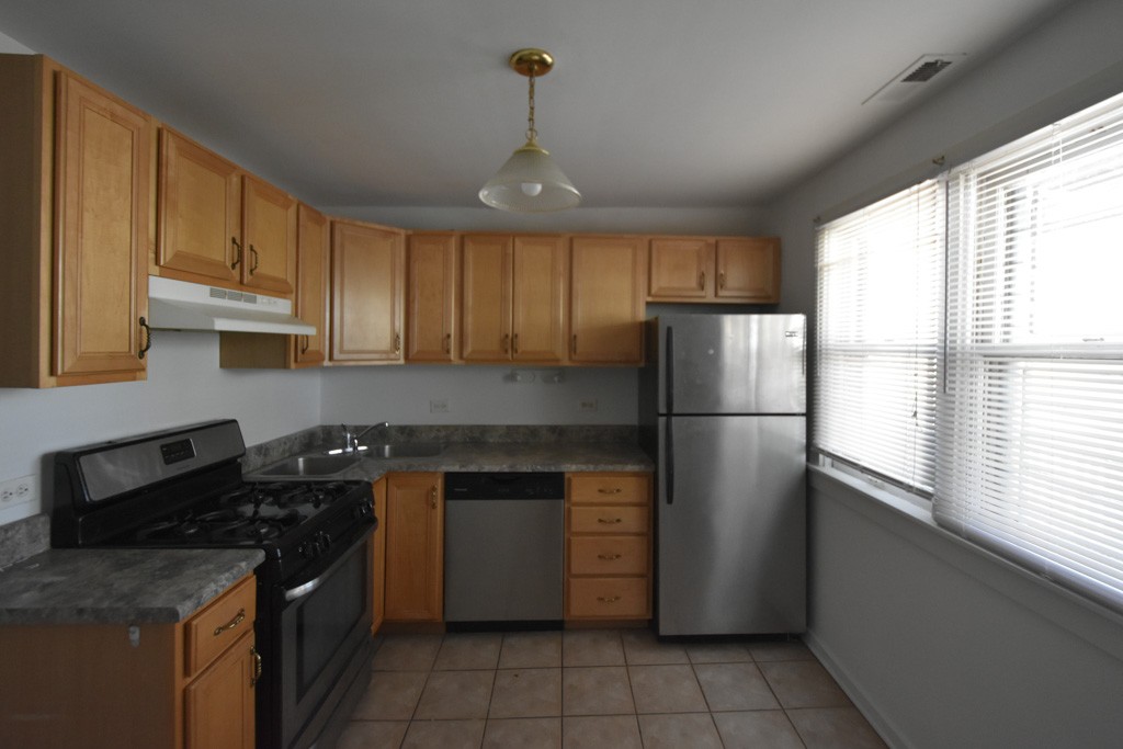 http://abodeschicago.com/photos/15981-B.jpg?timestamp=2024-12-03T02:50:05-06:00