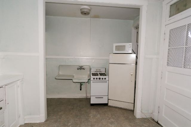 http://abodeschicago.com/photos/16614-C.jpg?timestamp=2024-12-03T02:50:06-06:00