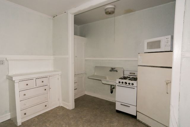 http://abodeschicago.com/photos/16614-D.jpg?timestamp=2024-12-03T02:50:06-06:00