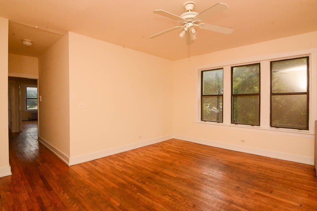 http://abodeschicago.com/photos/17587-D.jpg?timestamp=2024-12-03T02:50:06-06:00