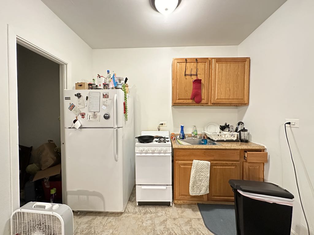 http://abodeschicago.com/photos/26404-B.jpg?timestamp=2024-12-03T02:50:10-06:00