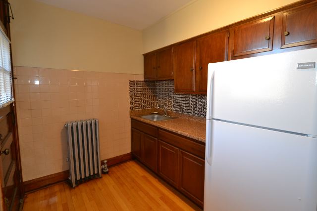 http://abodeschicago.com/photos/26521-D.jpg?timestamp=2024-12-03T02:50:10-06:00