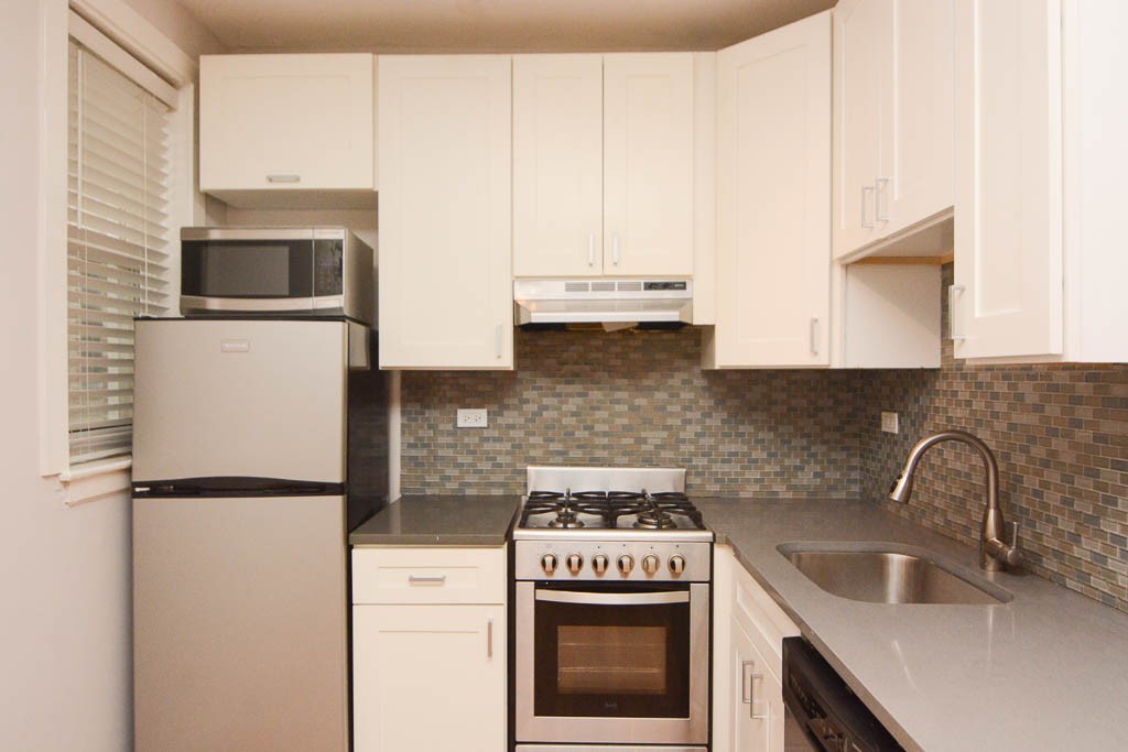 http://abodeschicago.com/photos/27504-B.jpg?timestamp=2024-12-03T02:50:10-06:00