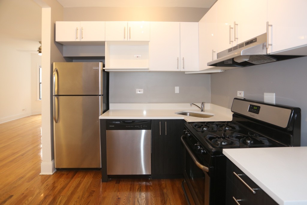 http://abodeschicago.com/photos/29225-C.jpg?timestamp=2024-12-03T02:50:11-06:00
