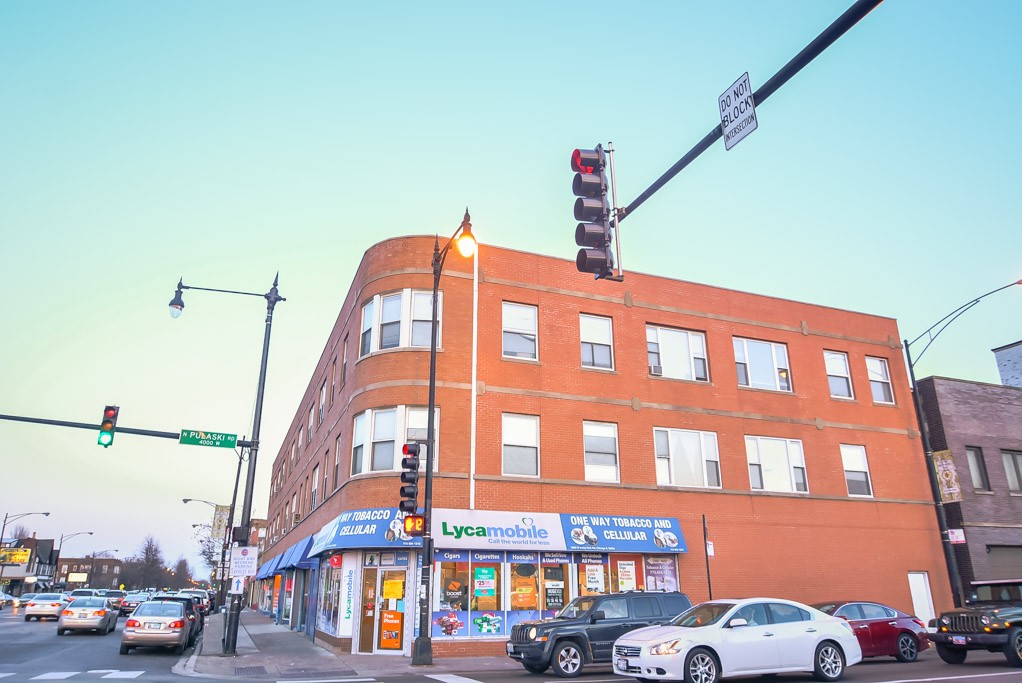 http://abodeschicago.com/photos/31713-A.jpg?timestamp=2024-12-03T02:50:12-06:00