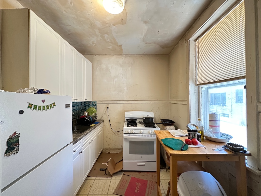 http://abodeschicago.com/photos/32127-C.jpg?timestamp=2025-03-11T04:42:41-05:00