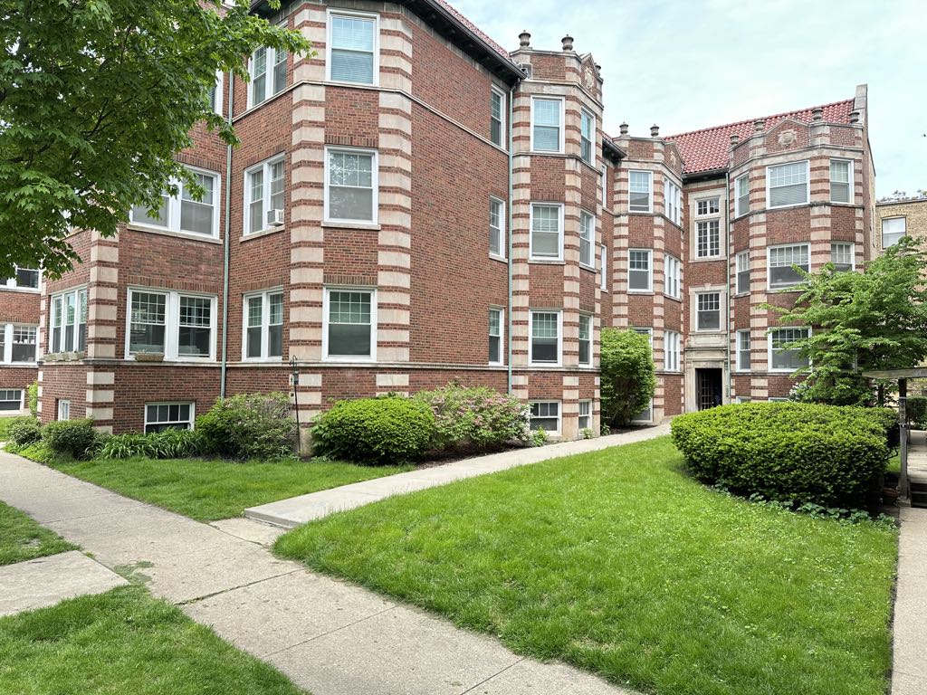 http://abodeschicago.com/photos/36092-A.jpg?timestamp=2024-12-03T02:50:13-06:00