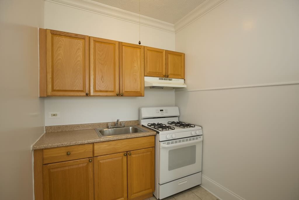 http://abodeschicago.com/photos/41213-C.jpg?timestamp=2024-12-03T02:50:15-06:00