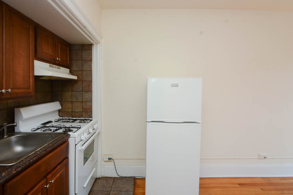 http://abodeschicago.com/photos/45897-D.jpg?timestamp=2024-12-03T02:50:16-06:00