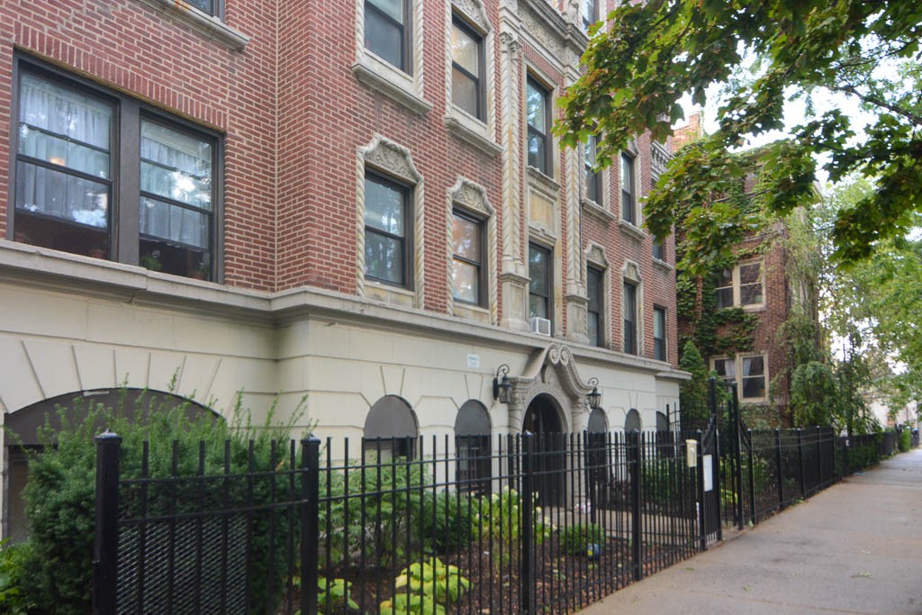 http://abodeschicago.com/photos/47279-A.jpg?timestamp=2024-12-03T02:50:15-06:00