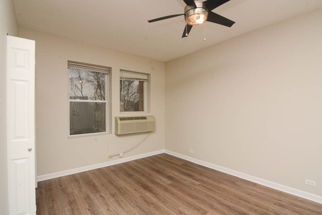 http://abodeschicago.com/photos/47365-D.jpg?timestamp=2024-12-03T02:50:15-06:00