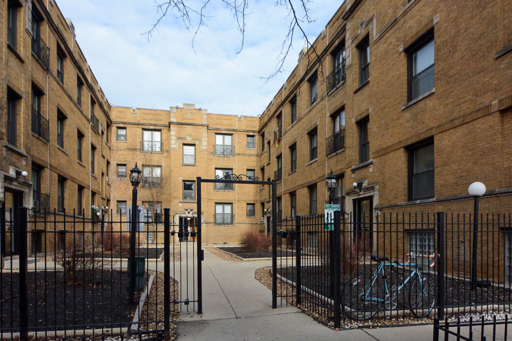 http://abodeschicago.com/photos/47954-A.jpg?timestamp=2024-12-03T02:50:15-06:00