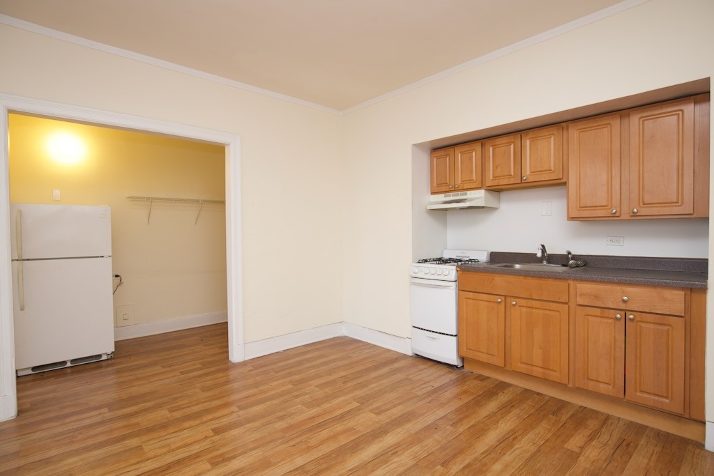 http://abodeschicago.com/photos/49241-D.jpg?timestamp=2024-12-03T02:50:17-06:00