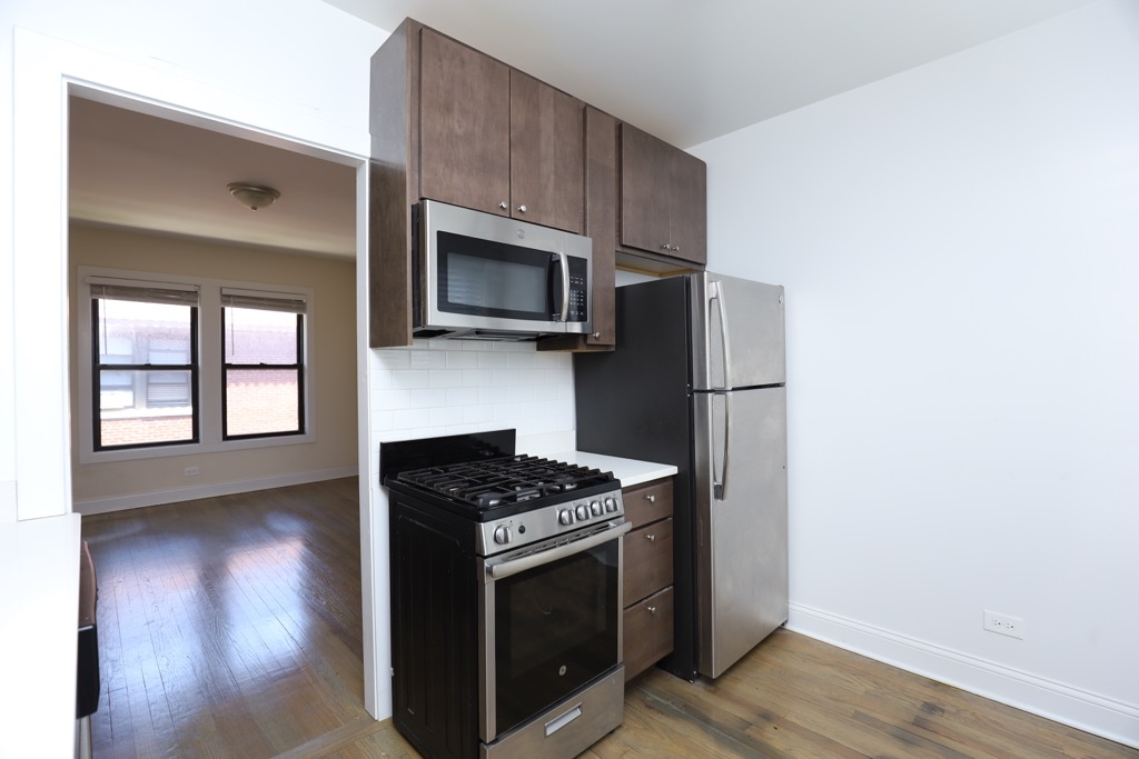 http://abodeschicago.com/photos/49939-B.jpg?timestamp=2024-12-03T02:50:17-06:00