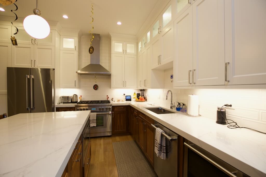 http://abodeschicago.com/photos/50454-C.jpg?timestamp=2024-12-03T02:50:17-06:00