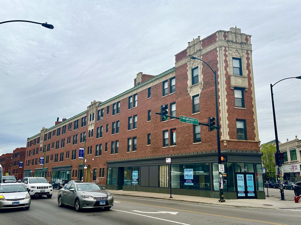 http://abodeschicago.com/photos/52094-A.jpg?timestamp=2024-12-03T02:50:17-06:00