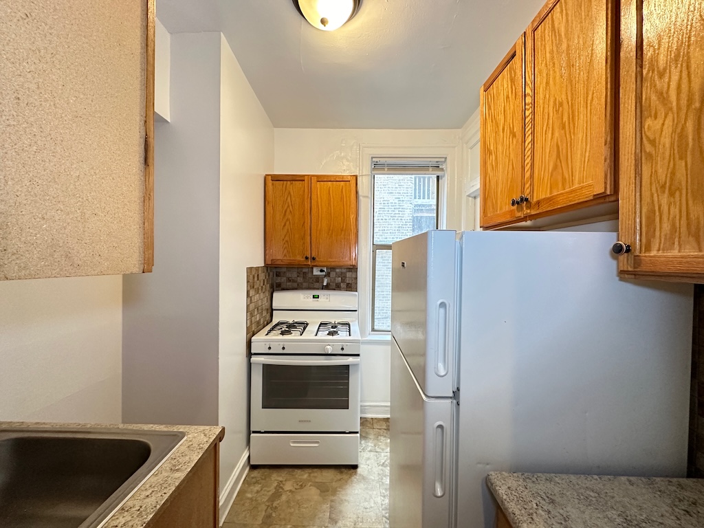 http://abodeschicago.com/photos/56519-B.jpg?timestamp=2025-03-18T19:05:49-05:00
