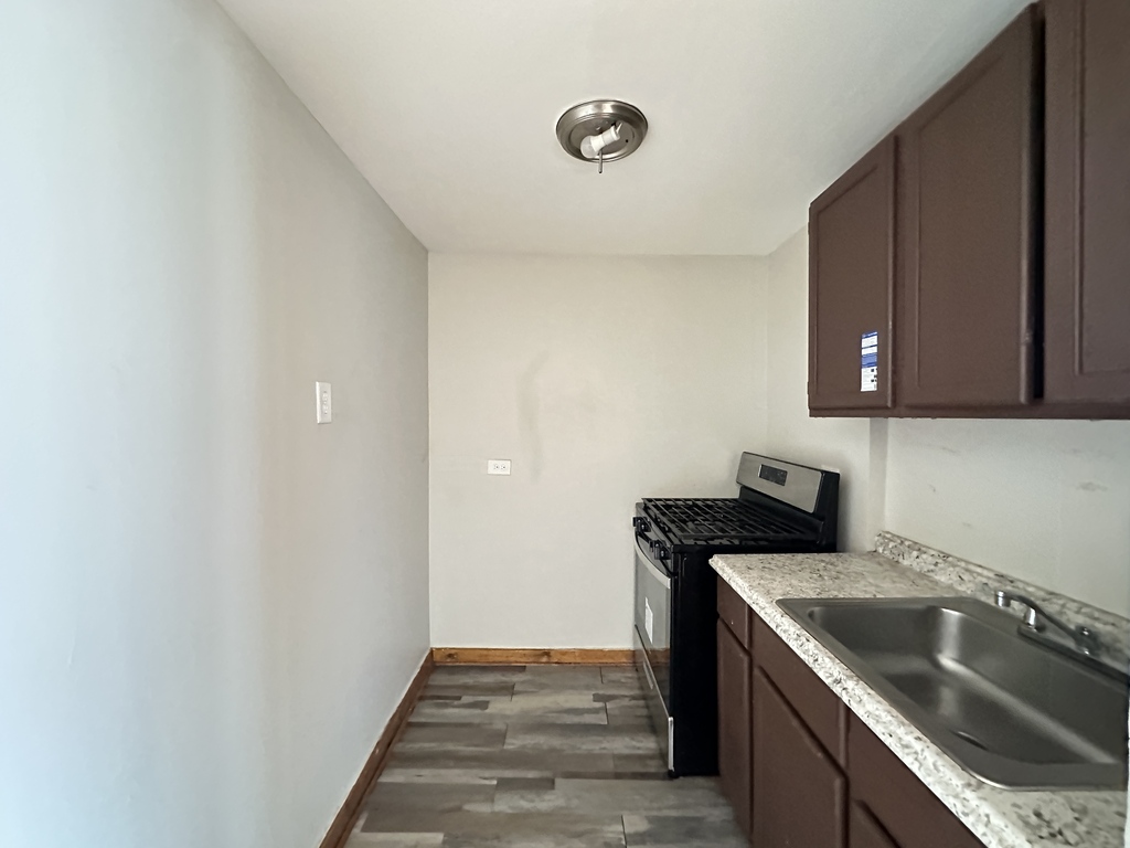 http://abodeschicago.com/photos/57373-B.jpg?timestamp=2025-06-19T09:39:01-05:00